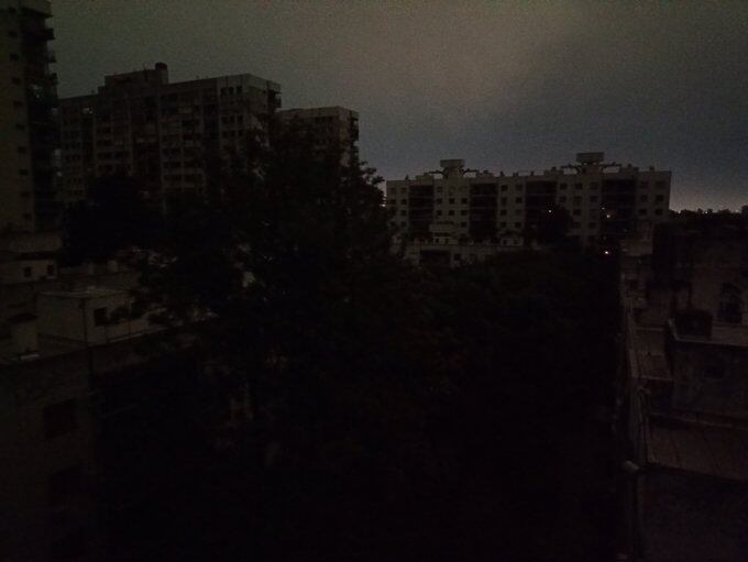 A oscuras, así se recibió el Año NUevo en gran aprte de CABA por un desperfecto en la red de alta tensión según informó Edesur. (Imagen:Twitter)