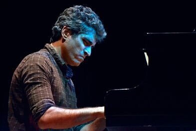 Ernesto Jodos aportará la cuota jazzística a la noche de pianistas.