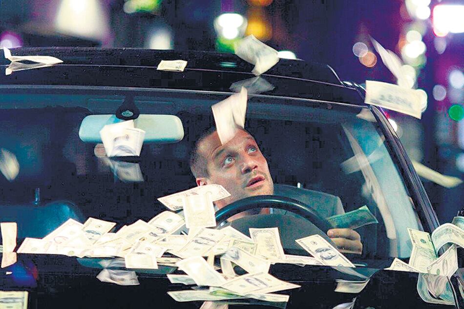 El lobista mostró en el primero de sus diez episodios una trama dinámica y con diálogos ágiles.