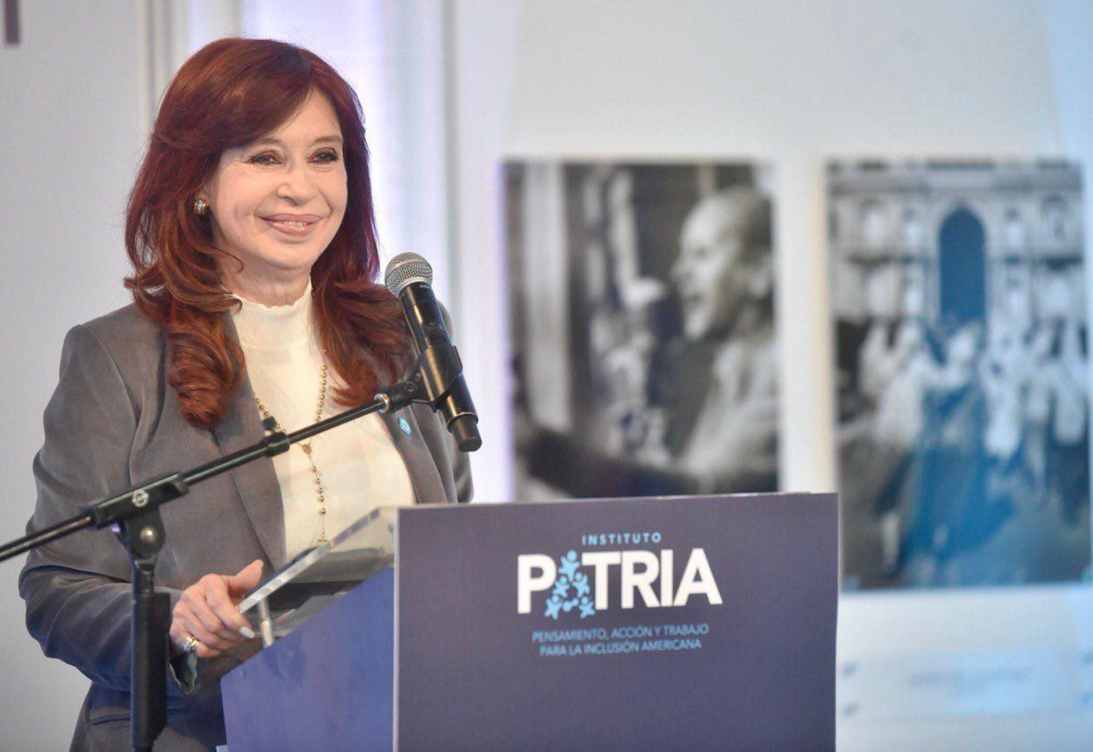 Cristina Fernández de Kirchner, nuevamente en el centro de la escena