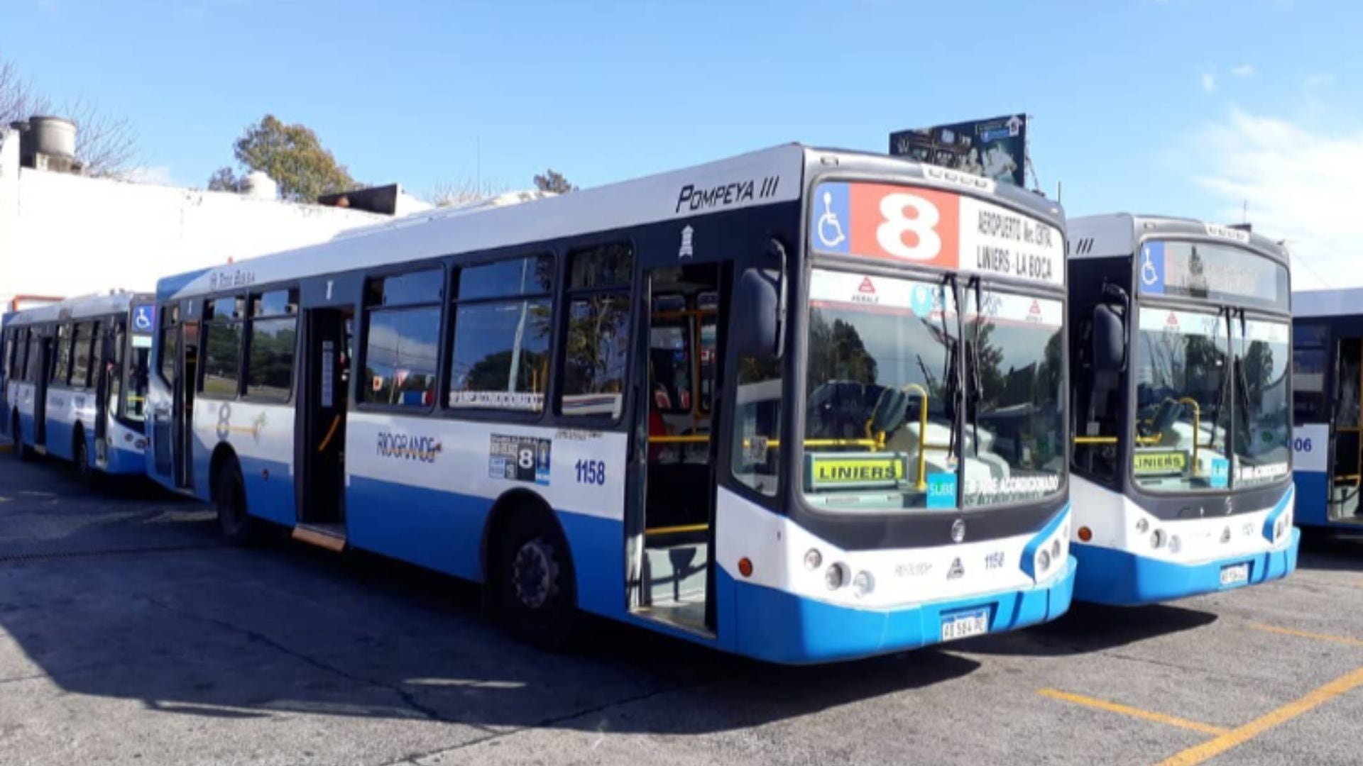 El Grupo DOTA gerencia la mayoría de las líneas que circulan en el AMBA.