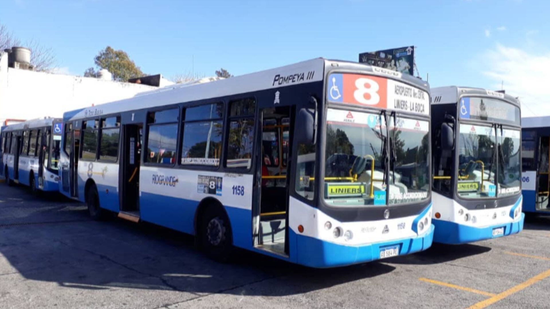 El Grupo DOTA gerencia la mayoría de las líneas que circulan en el AMBA.