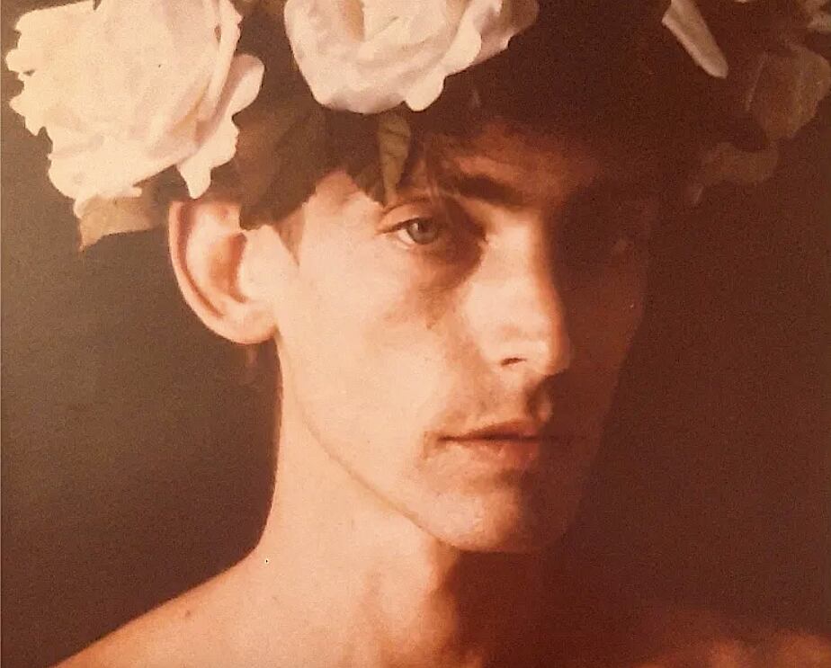 Fragmento de un retrato de Federico Moura realizado por Renata Schussheim