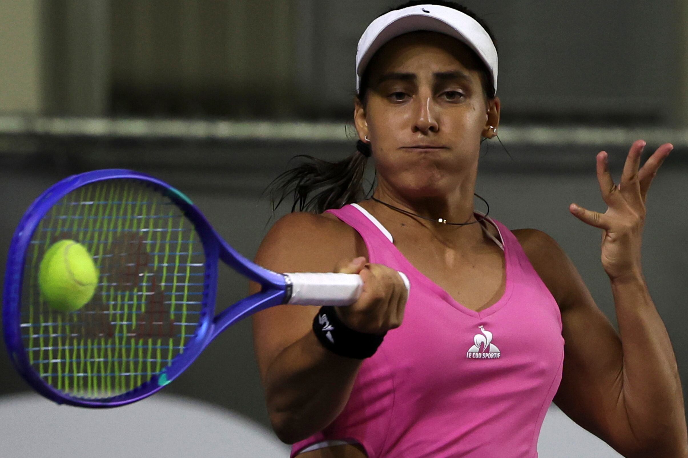 Lourdes Carlé no tuvo chances frente a Siniekova