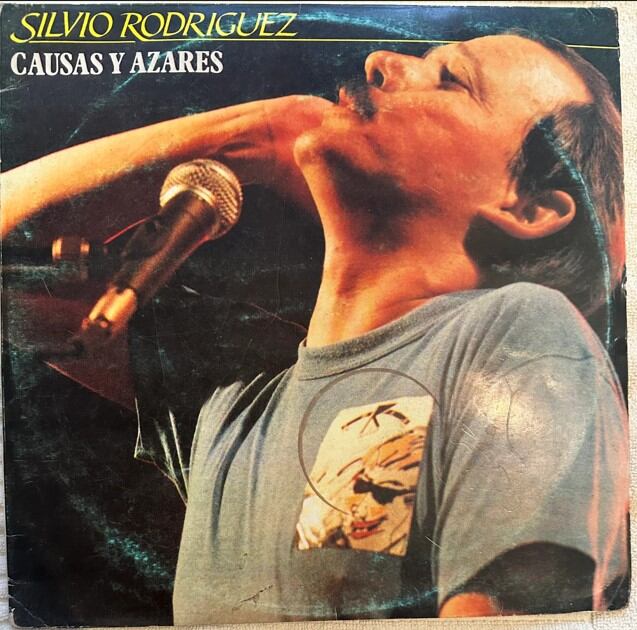 Portada de "Causas y azares", donde se incluye la canción de Silvio Rodríguez.