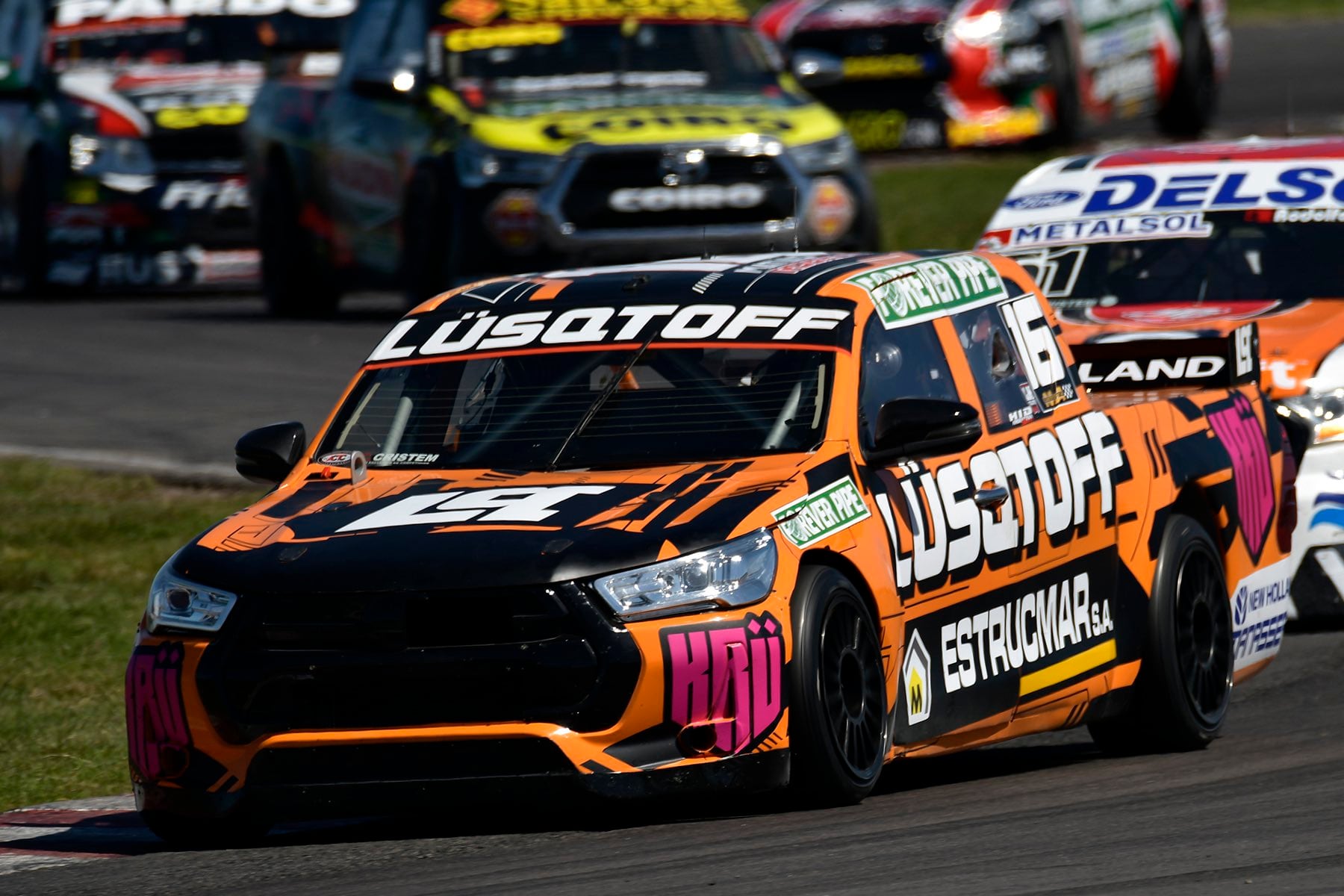 Postal del TC Pick Up del último fin de semana, con Matías Rodríguez liderando.