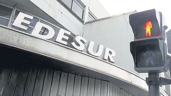 Edesur pretendía cobrar servicios que no había proporcionado.
