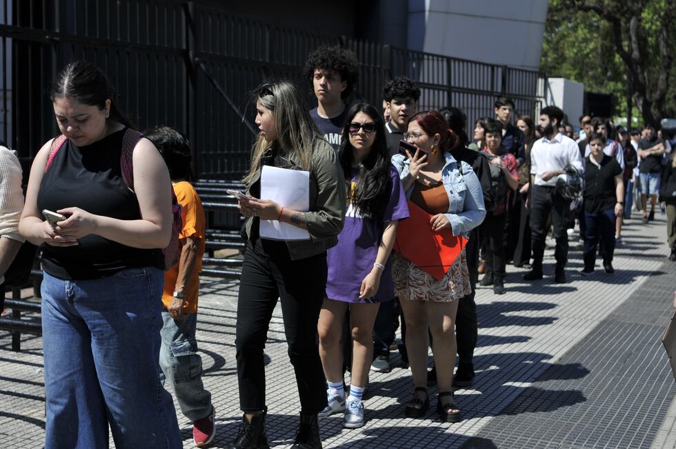 Se perdieron más de 100 mil empleos privados en los primeros 11 meses ...