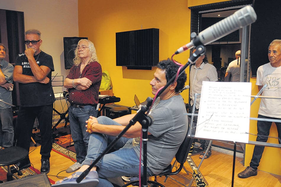 “Es una bendición juntarnos los amigos con el Flaco como vector convocante: una especie de hermandad signada por su espíritu.”