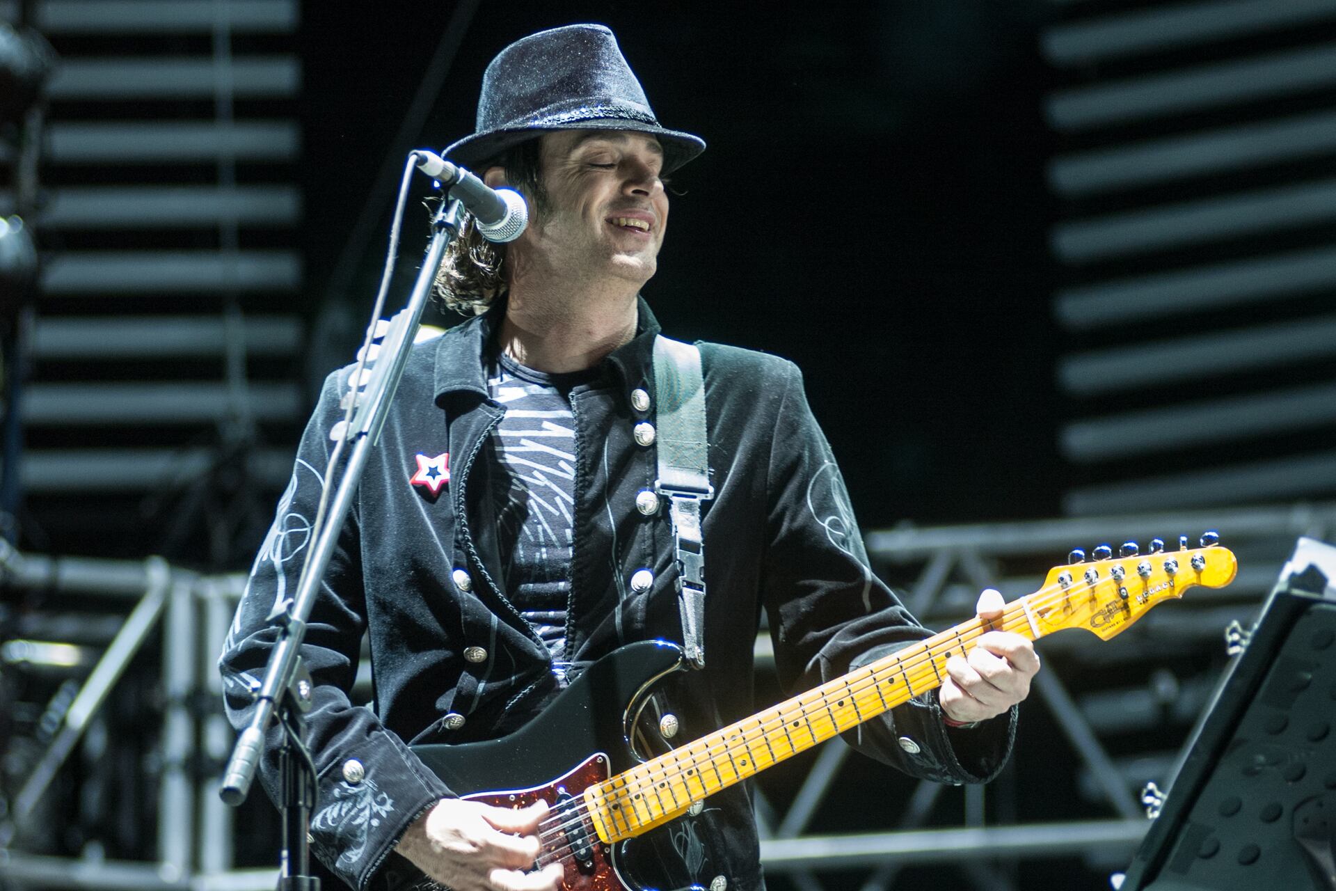 Mañana se publica Gustavo Stéreo, el disco colectivo tributo a Cerati, que reúne 27 bandas y solistas de todo el mundo.