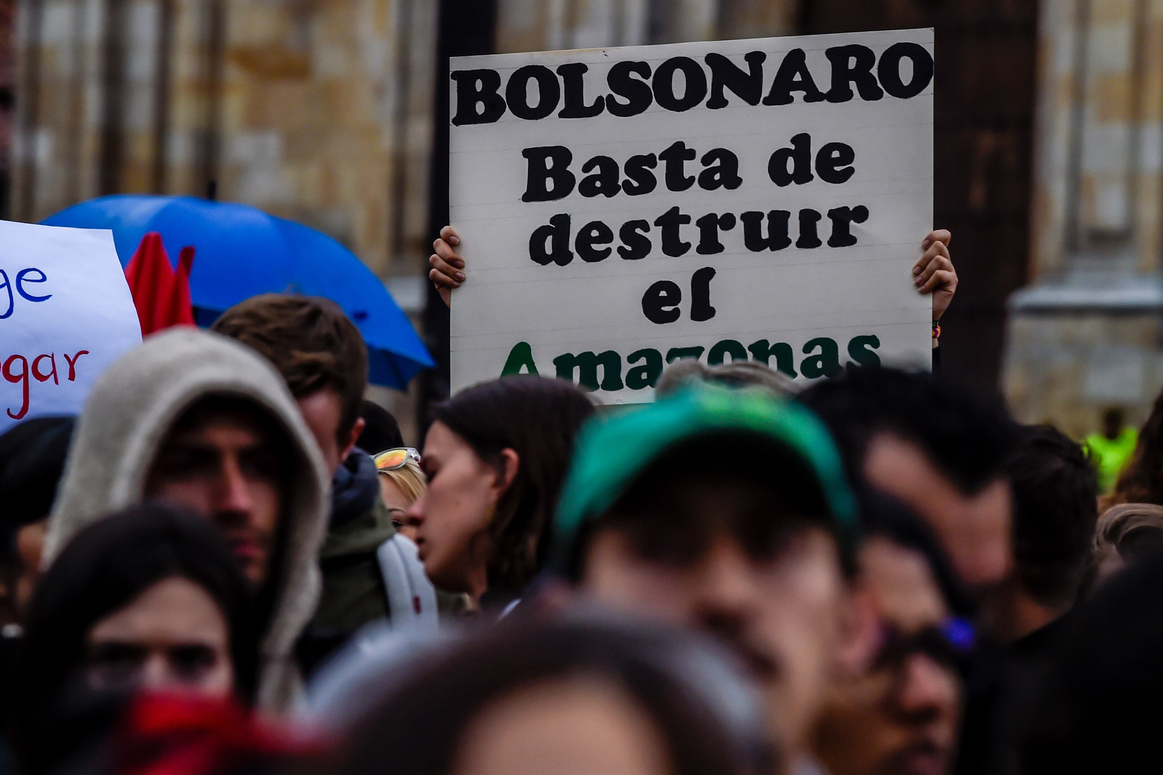 Activistas movilizados en decenas de capitales de todo el mundo durante la Huelga Global por el Clima.