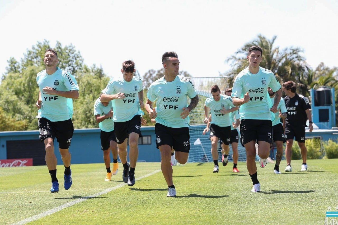 El seleccionado se volvió a entrenar en el predio de Ezeiza.