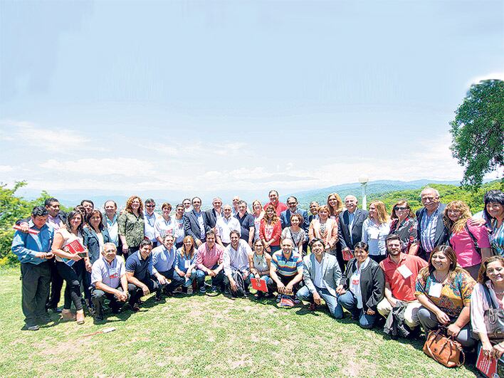 La cúpula de la UCR, reunida en Jujuy, realizó críticas al macrismo.