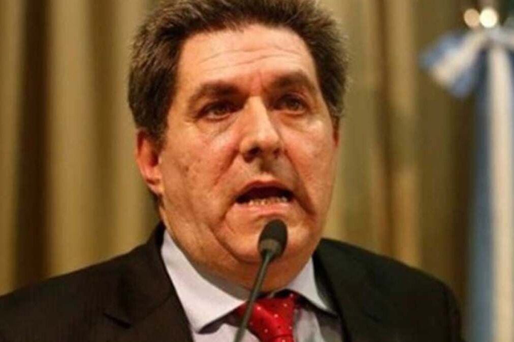 Gemignani no quiere que tomen estado público sus mensajes del 8 de marzo.