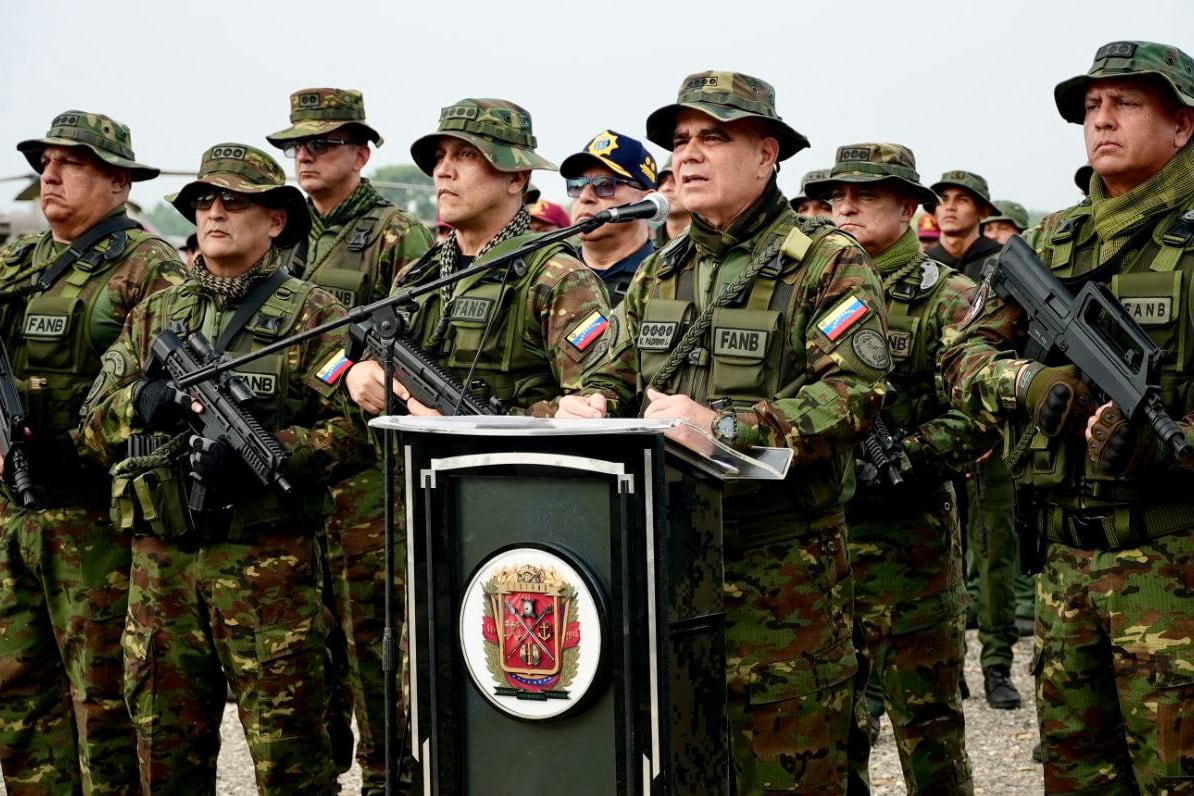 El ministro de Defensa venezolano, Vladimir Padrino López, presentó la operación militar en Catatumbo