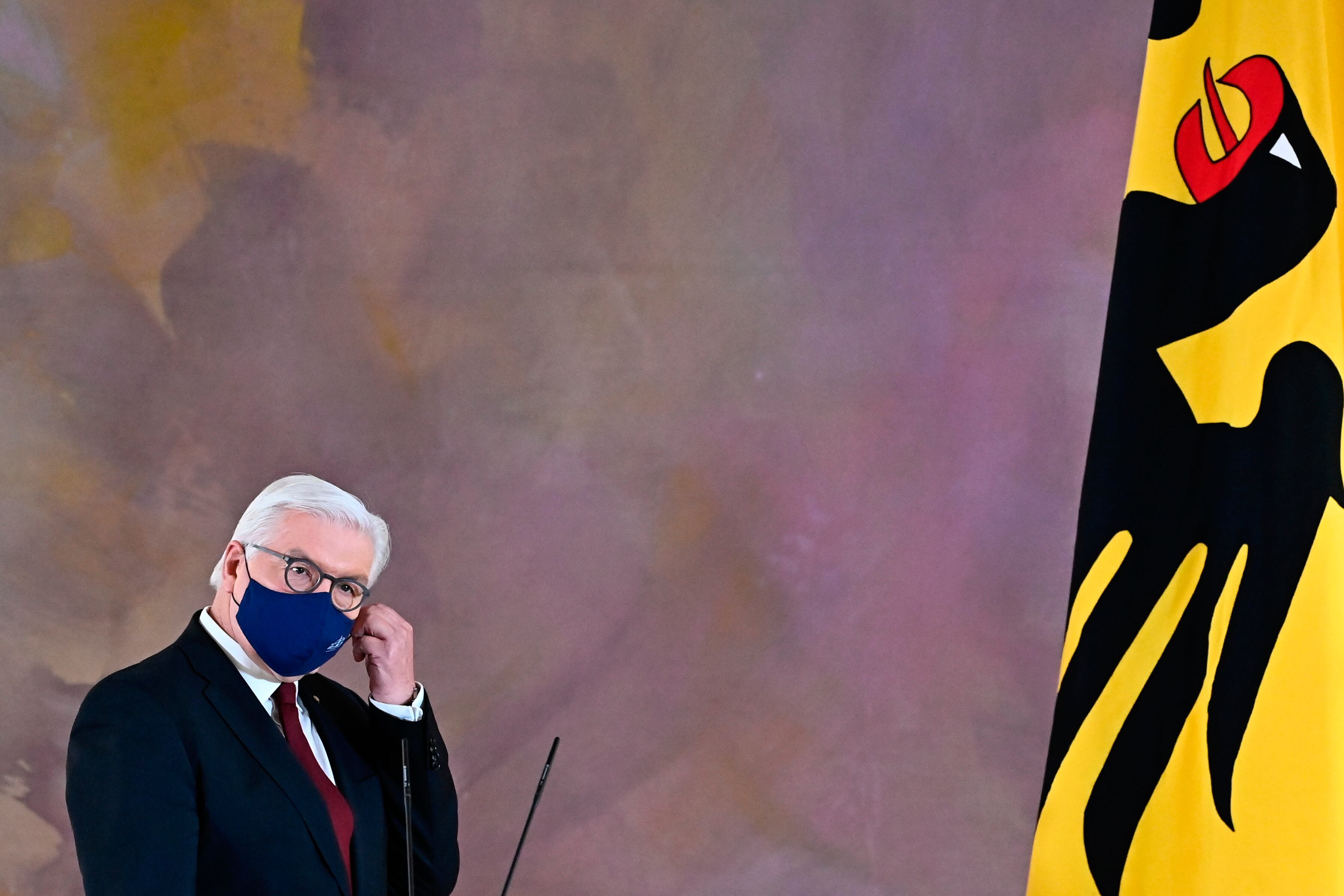Presidente Steinmeier, advirtiendo a los alemanes de que viene otro confinamiento.
