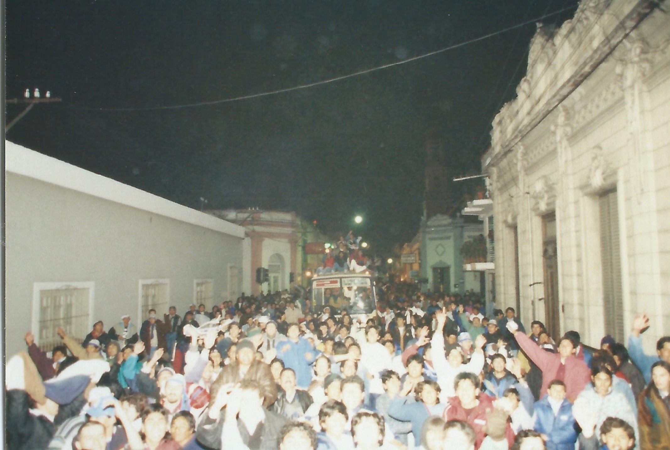 La llegada del equipo a la ciudad de Salta, la mayor celebración del fútbol provincial. 