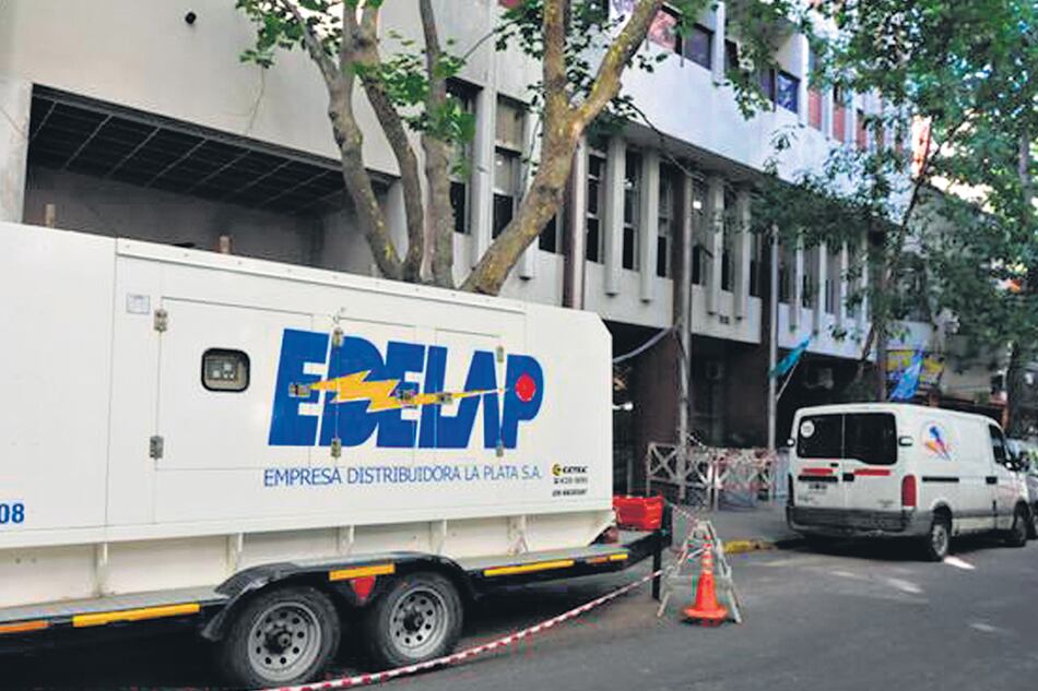 La asociación Deuco afirma que el aumento de Edelap no respeta el criterio de “razonabilidad y progresividad”.