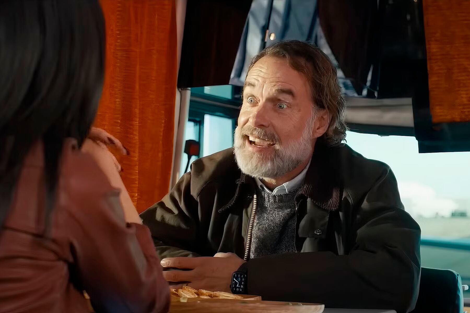 En "Opus", Bartlett comparte elenco con John Malkovich y Ayo Edebiri