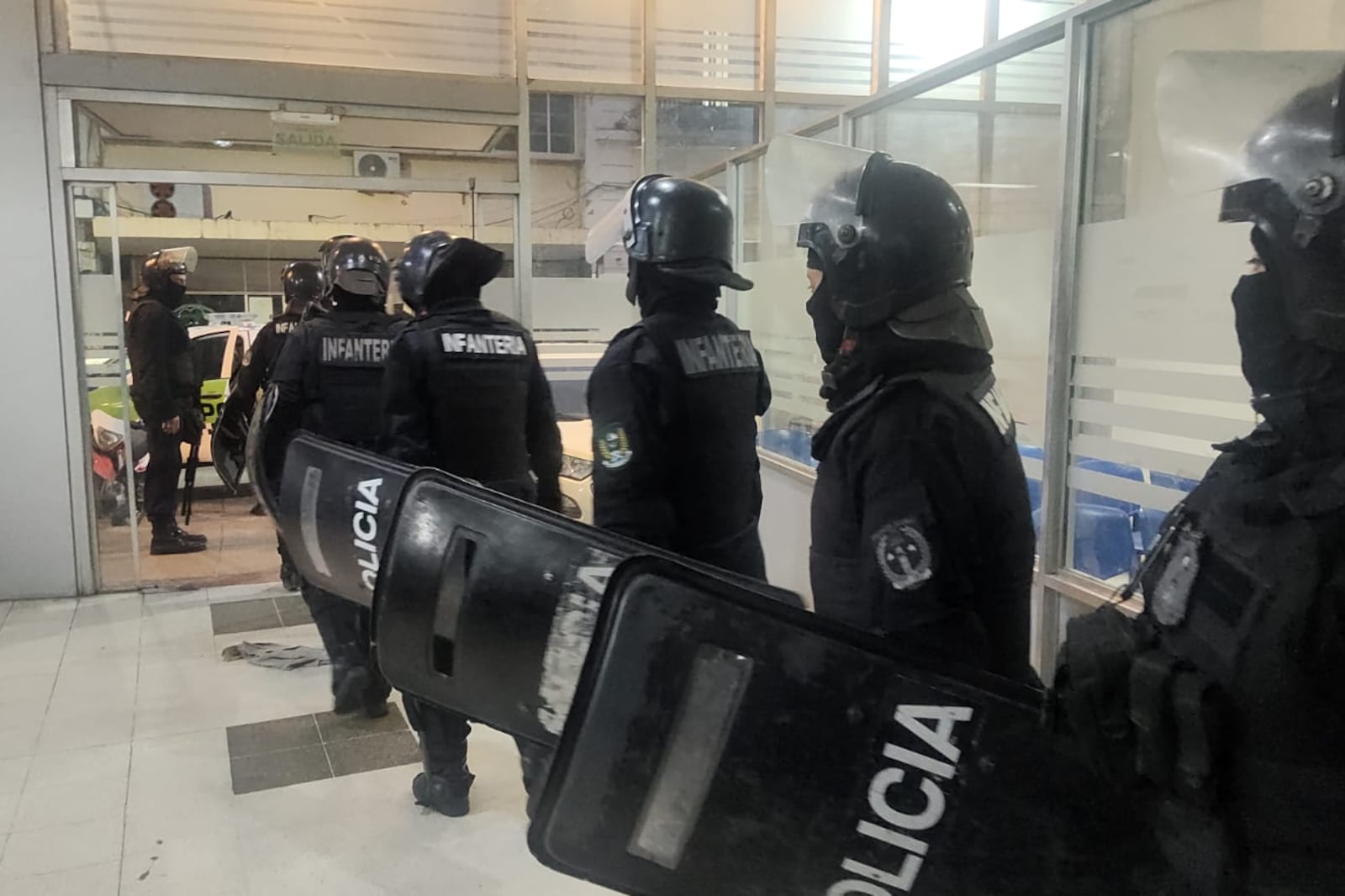 Requisa en la Comisaría 1°, imagen tomada por el comisionado agredido.