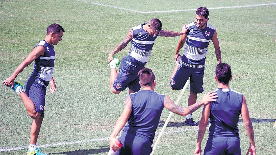 Los jugadores de Independiente se instalaron ayer en Asunción.