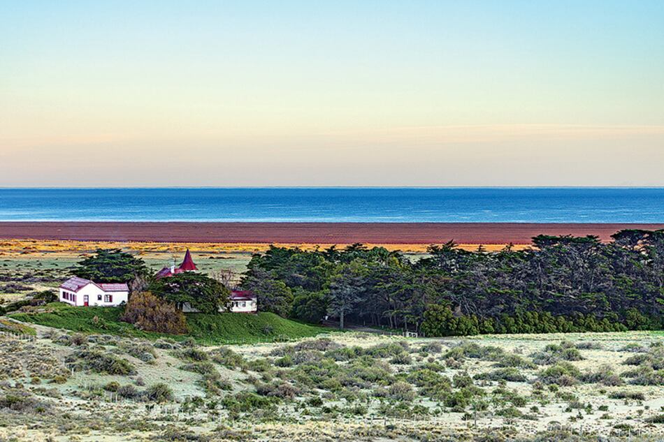 El Pedral, lujo campestre en Península Valdés a 70 kilómetros de Puerto Madryn.