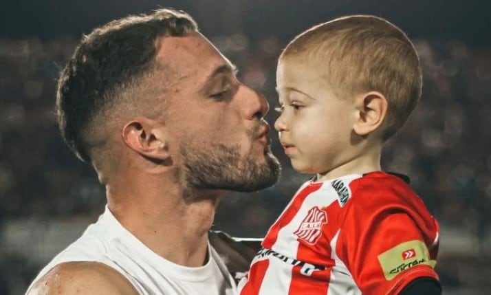 Nicolás Sansotre junto a su hijo Felipe. (Foto:@nicosansotre)