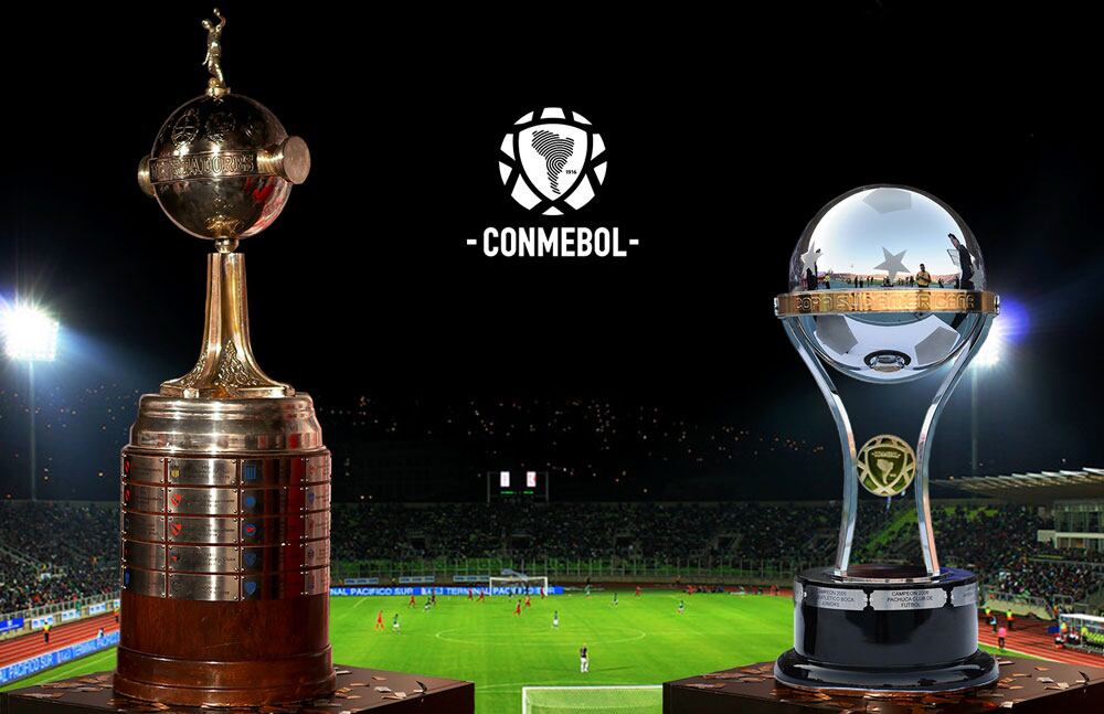 Los trofeos de la Copa Libertadores y de la Copa Sudamericana. 
