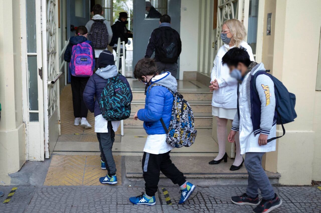 La UTE denunció el incremento de casos en la Ciudad y pidió la reincoporación del barbijo. Foto: NA.