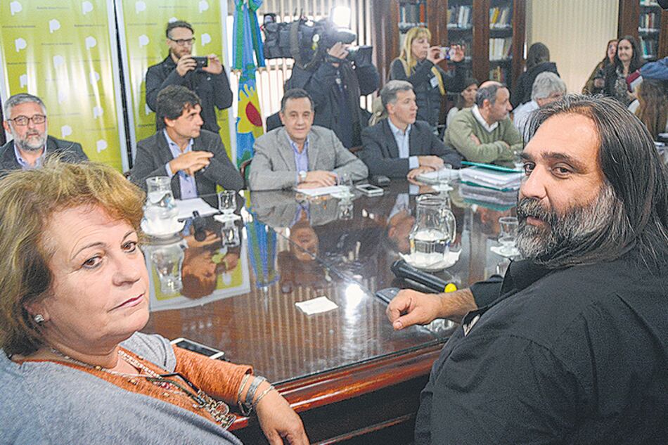 Los gremios someterán la propuesta a la consideración de los docentes en las escuelas.