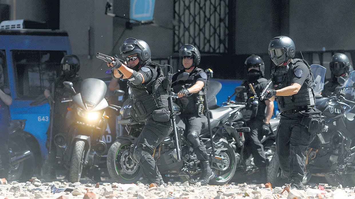 Ponce participó de las protestas junto con César Arakaki, otro militante del PO también detenido.