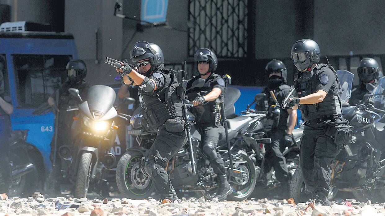 Ponce participó de las protestas junto con César Arakaki, otro militante del PO también detenido.