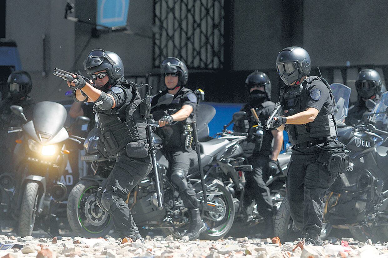 Ponce participó de las protestas junto con César Arakaki, otro militante del PO también detenido.