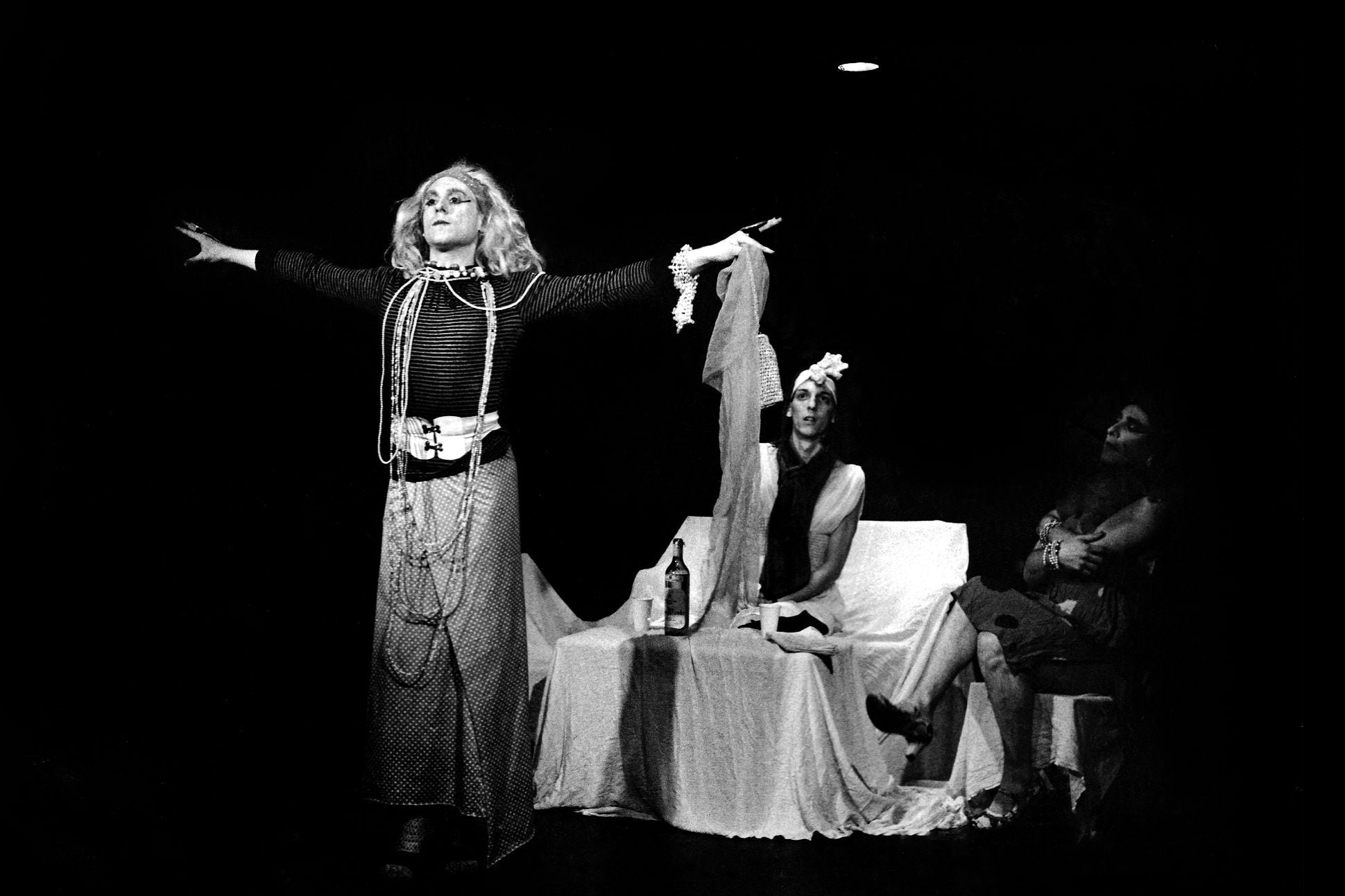 Tres mujeres descontroladas en el Parakultural, en 1989 (Archivo Batato Barea)