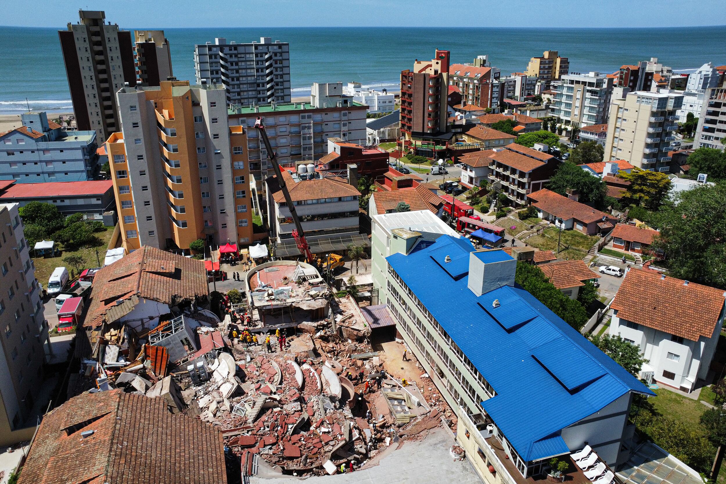 Villa Gesell intenta procesar la tragedia de cara a la temporada.