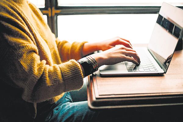 Son pocos los profesionales que no tuvieron dificultades con el cambio de presencial a virtual.