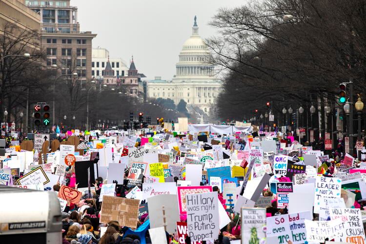 Una calle de Washington, repleta de manifestantes.