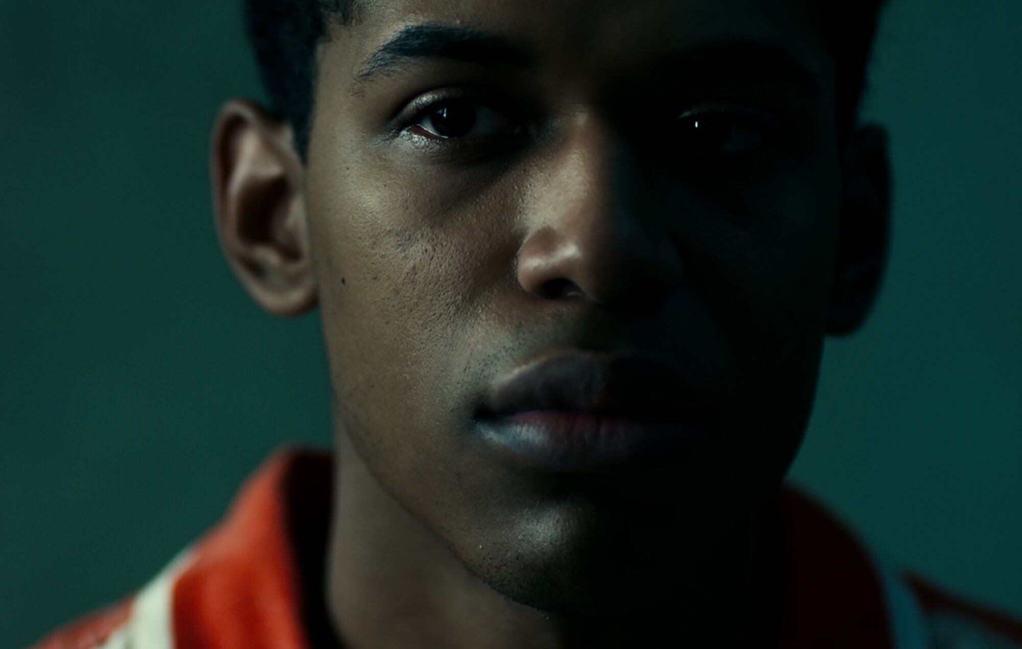 Steve Harmon (Kevin Harrison, Jr.) es más bueno que el pan.