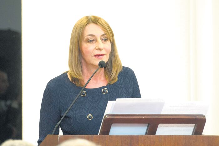 Alejandra Gils Carbó comparó a Mauricio Macri con Nicolás Maduro.