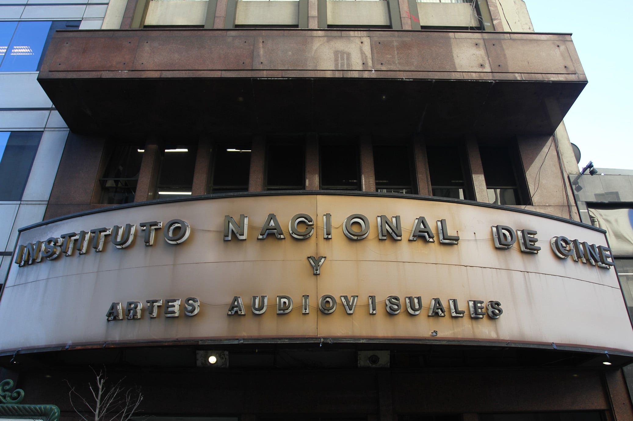 El texto del EAN señala que "día tras día se pierden las fuentes de trabajo". 