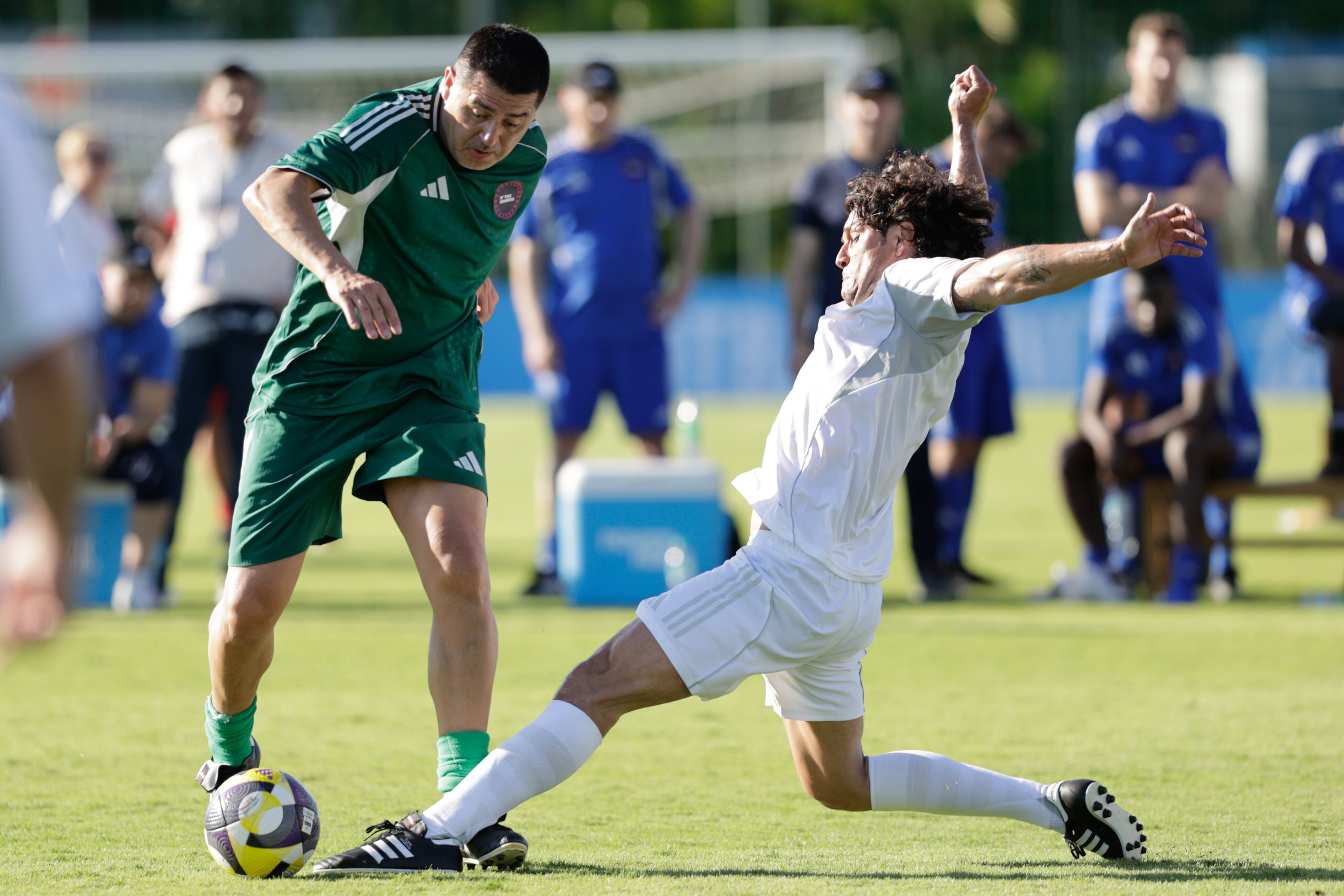 Juan Román Riquelme, jugó y luego habló desde Paraguay