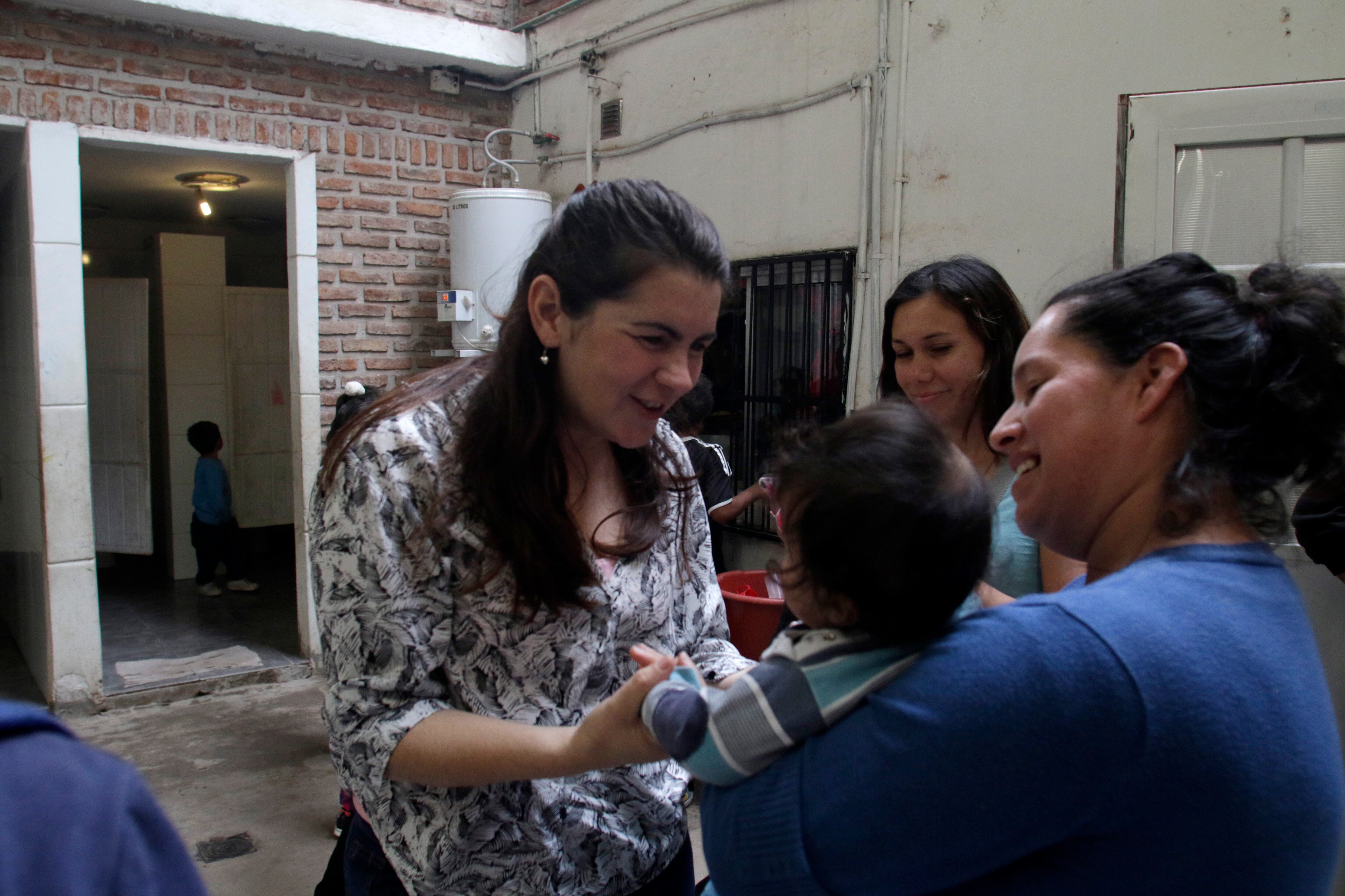 Mariel Fernández se acercó a la política desde la participación social en comedores comunitarios.
