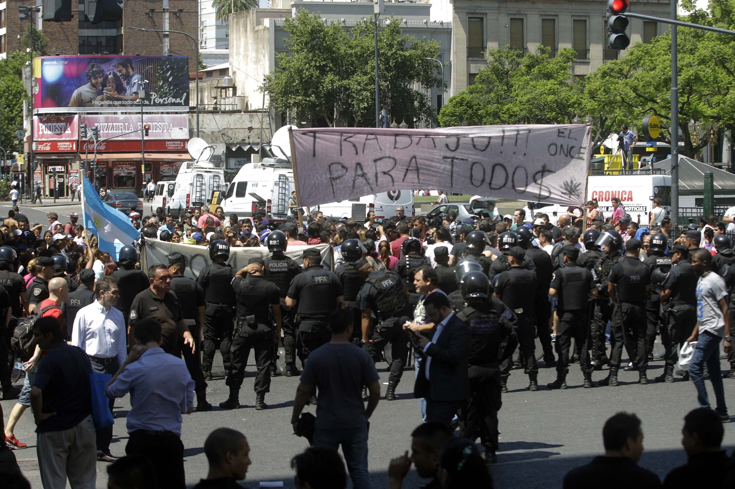 El corté comenzó ayer por la mañana tras el desalojo.