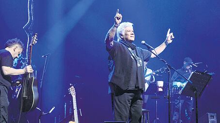 Víctor Heredia llevó al escenario todas sus mejores canciones.