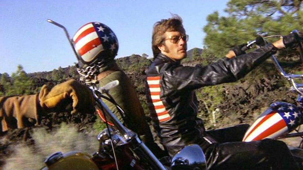Peter Fonda fue el inolvidable Captain America de Easy Rider, al mando de chopper Harley-Davison.