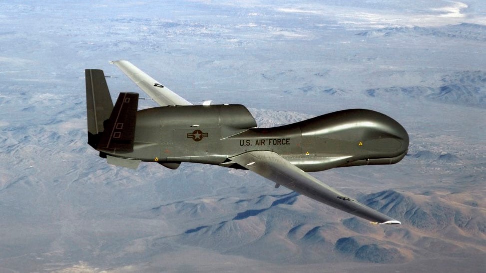 El ataque a Irán ordenado por Trump iba a ser este viernes pero se canceló cuando los aviones ya estaban en el aire.