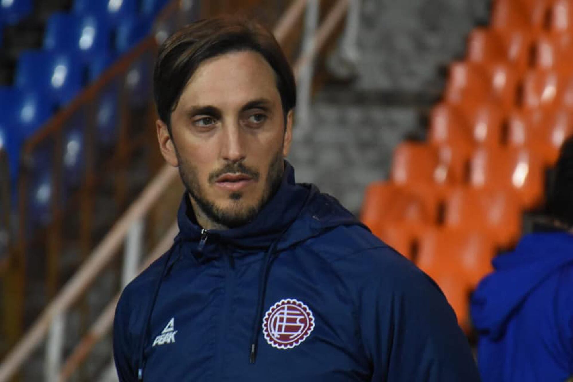 Luis Zubeldía, al frente de un buen momento en Lanús.