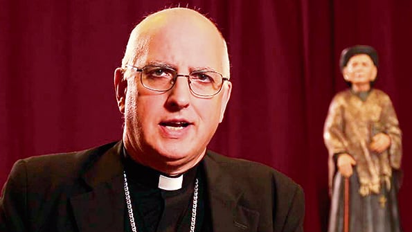 Olivera reavivó la teoría de los dos demonios y afirmó que “no podemos mirar la historia con un ojo solo”.