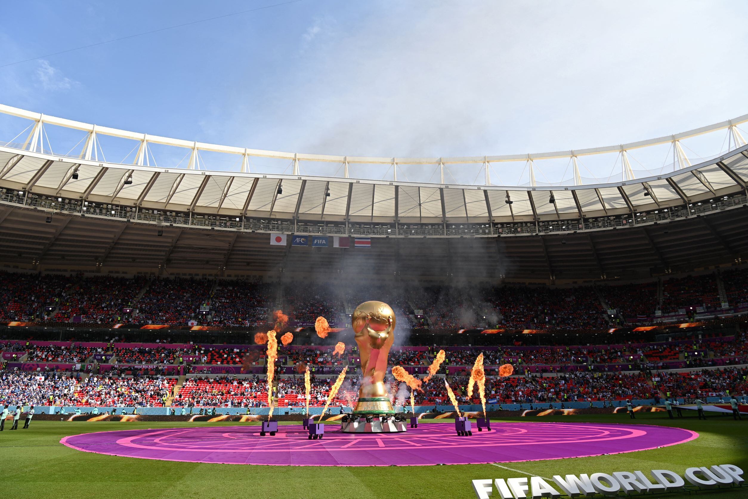 Mientras la actual Copa del Mundo se disputa en Qatar, la FIFA adelanta las modificaciones que habrá en el Mundial de 2026. (AFP)