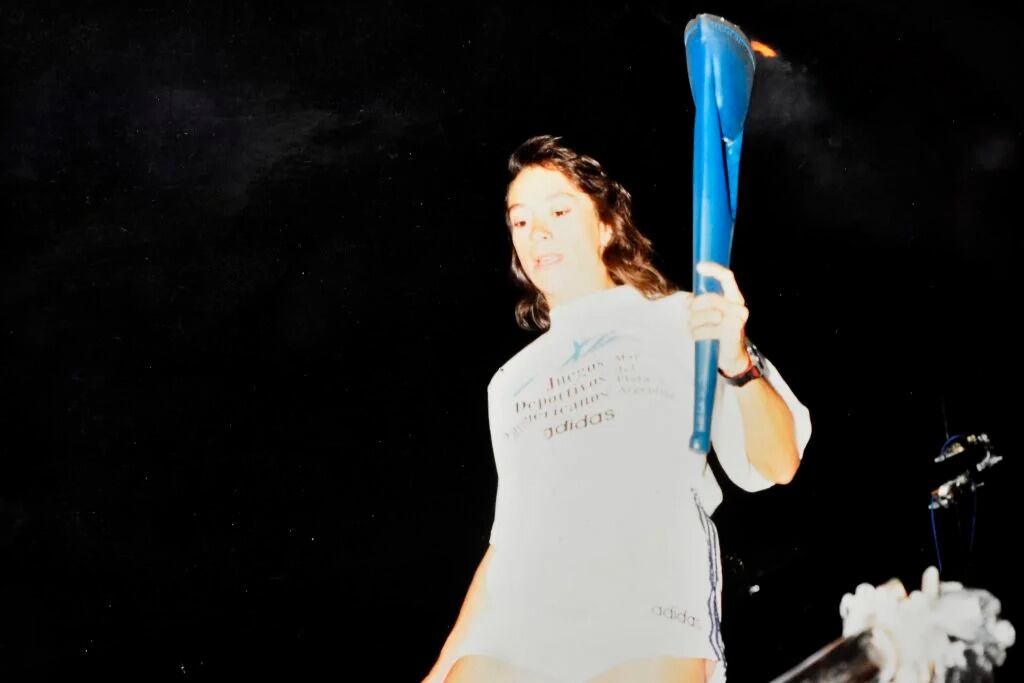 El encendido del pebetero en los Panamericanos 1995, momento clave en la vida de Nora Vega.